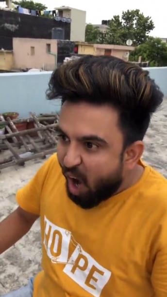 Aa raha hunnn  wait for the end 