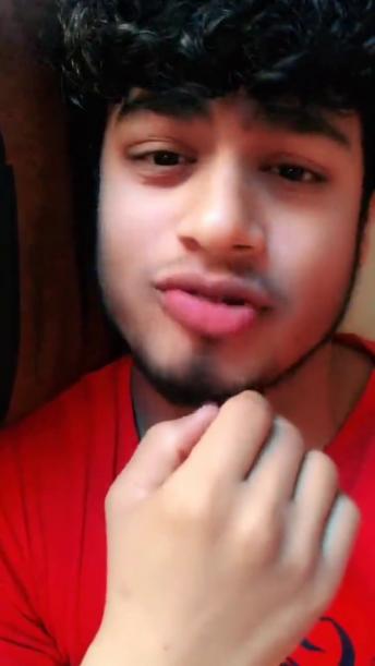 aur batao _rolling_on_the_floor_laughing__joy_ block krdiya usne _joy__rolling_on_the_floor_laughing_ bechare  kishorkumar  foryoupage  960 X 540 