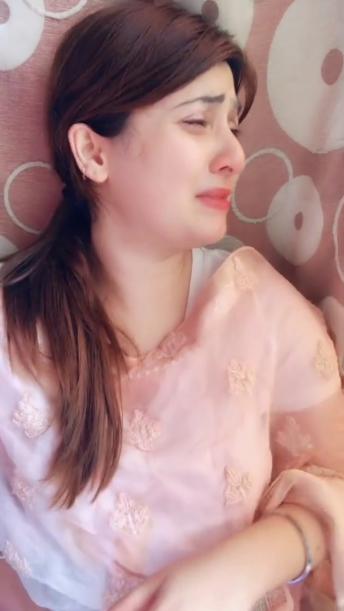 Just a try .. I knw it's nt perfect bt still wanted to do this 