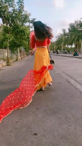 Kaash is duniya me koi bhi pyar karne wale ek dusre se kabhi bhi juda na ho