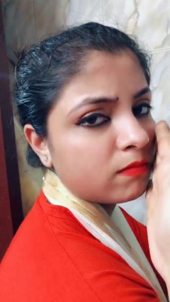 Mzak me video bna rha tha lekin gate sch me lg gya aur phir me jo bhagaa hunnn wahn seeee