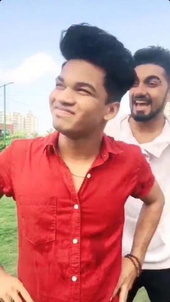 @roshanreks   foryou  foryoupage  viral  comedy  trending  teamdrobow  desifood  edutok  960 X 540 