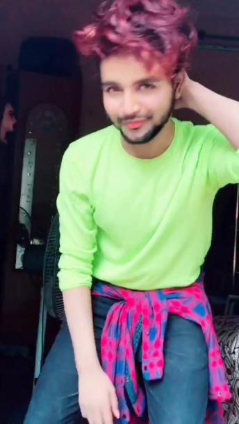 Gulabi gulabi bich toye nakhro