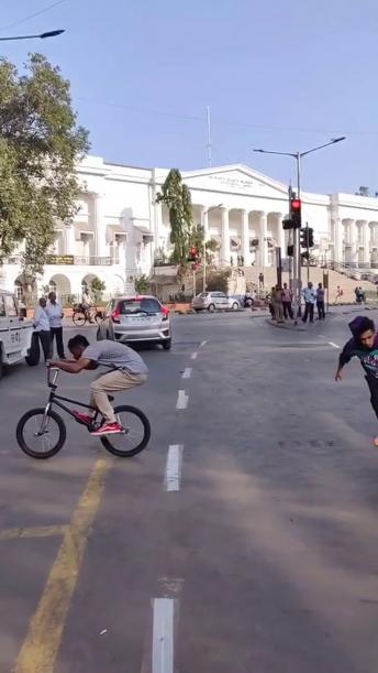 DID YOU SAW THAT  INCREDIBL MOVE