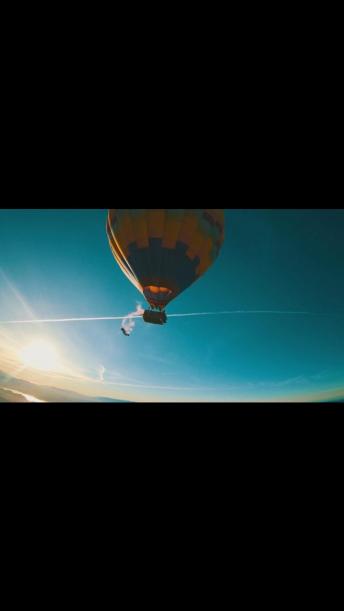 Daredevils Jump From Hot Air Balloon 