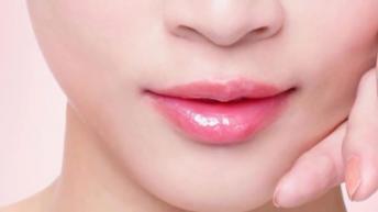 5 मिनट में काले होंठो को गुलाबी और सुन्दर बनाये || Get Baby Soft Pink Lips Naturally