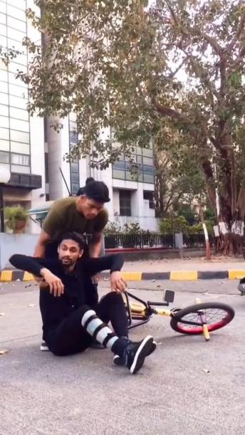 Mera Bhai tu meri jaan hai