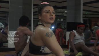 राखी सावंत ने योग दिवस पर लगाई आग #International World Yoga Day