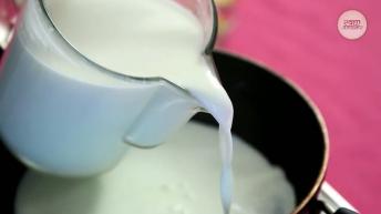 Kulfi Recipe 2 Ways In Hindi | कुल्फी बनाने के २ तरिके | Malai Kulfi | Kesar Kulfi | Seema Gadh