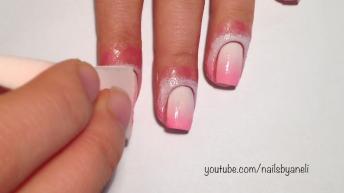 Nail art tutorial: How to make a perfect gradient