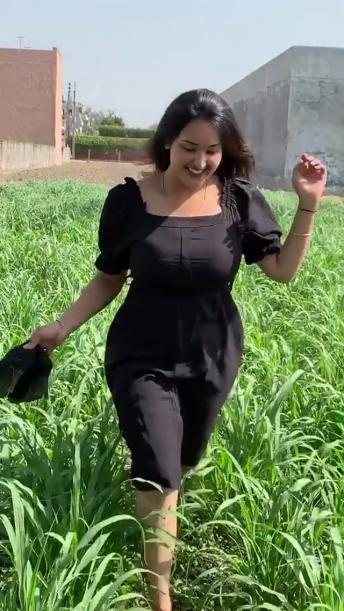 Agr itni tareef krey koi toh kya krna chahiye see no evil 