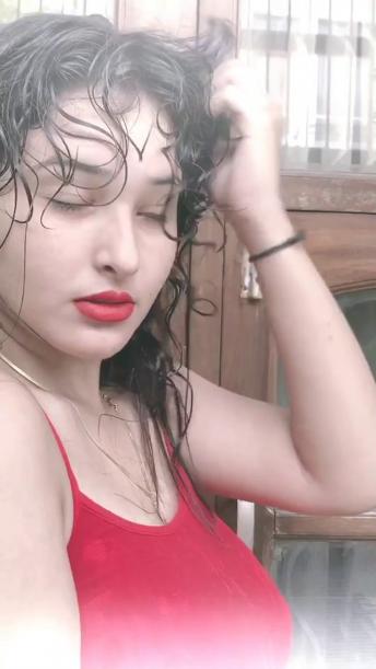 Jb gf zyada boley toh use chup krvaney ki ninja technique