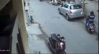 Stupid thief caught on cam