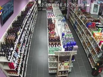 Clumsy burglars steal from Texas liquor store