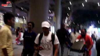 Virat Kohli Ajinkya Rahane Prithvi Shaw पहुंचे  एयरपोर्ट