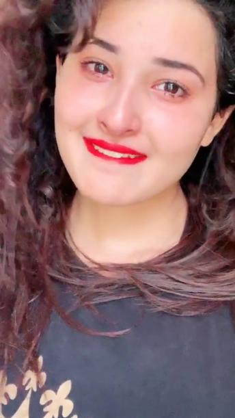 Can feel something from my eyes