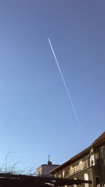 Bulgarian Harpist playsmelody while chemtrails plane sprays poison gas onto Bulgarians!