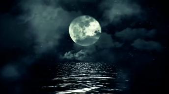 27 जून वटपूर्णिमा बुधवार चुपचाप अपने छत पर फेंक आये एक लहसुन इतना आयेगा पैसा की संभाल नही पाओगे