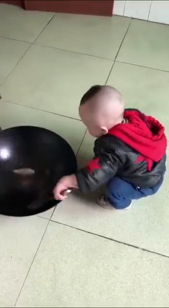 खुद को क्या समझते हो...Haha