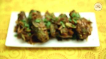 Bharwan Karela Recipe In Hindi | भरवाँ करेला | Stuffed Bitter Gourd Recipe | Tiffin Recipe | Seema