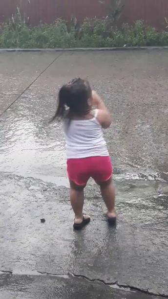 मेरे साथ नाचो...Ha..ha