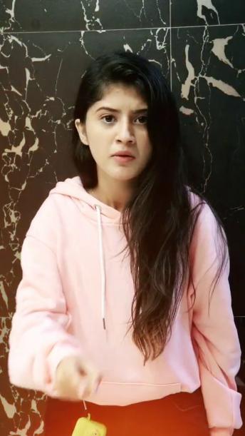 Laila ko bhi Pathar maro