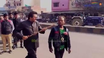 यूपी: भाजपा नेता ने दिव्यांग को डंडे से पीटा, हाथ जोड़कर माफी मांगी तो मुंह में घुसाया डंडा