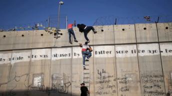 10 KM दूर से ही दुश्मन को खत्म कर देती है ये दीवार