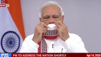 இந்தியாவில் கொரோனா வைரஸ் வேகமாக பரவி வரும் ஹாட்ஸ்பாட்களில் அதிக அளவில் கட்டுப்பாடுகள் விதிக்கப்படும் என்று பிரதமர் மோடி தெரிவித்துள்ளார்.