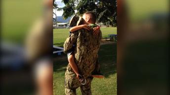 10 Sweetest Soldier Homecomings